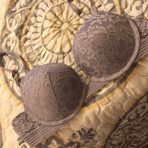 Victoria’s Secret Very Sexy Lace Push Up Bra